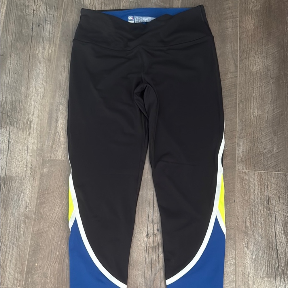 Victoria's Secret Black Leggings with Blue Lining new without tags